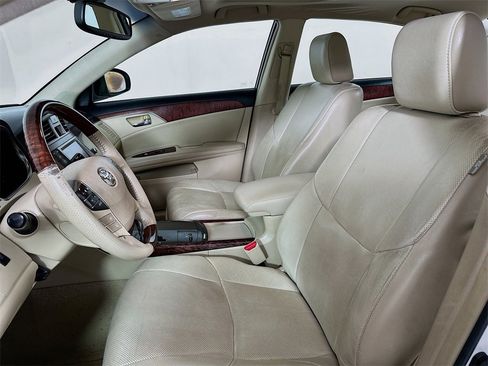 Used 2012 Toyota Avalon image 8