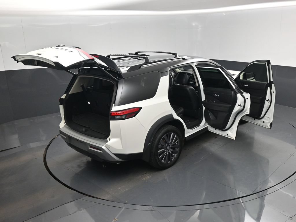 Used 2023 Nissan Pathfinder SL w/ SL Premium Package FWD image 29
