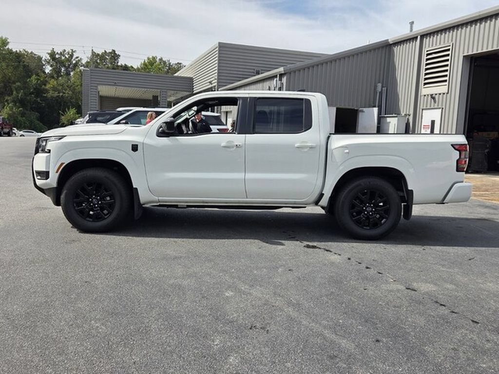 Used 2026 Nissan Frontier SV w/ SV Convenience Package RWD image 5