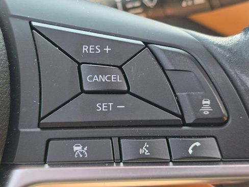 Used 2023 Nissan Sentra SV w/ SV Premium Package FWD image 29