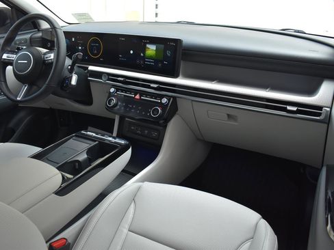 Used 2025 Hyundai Tucson Limited image 63