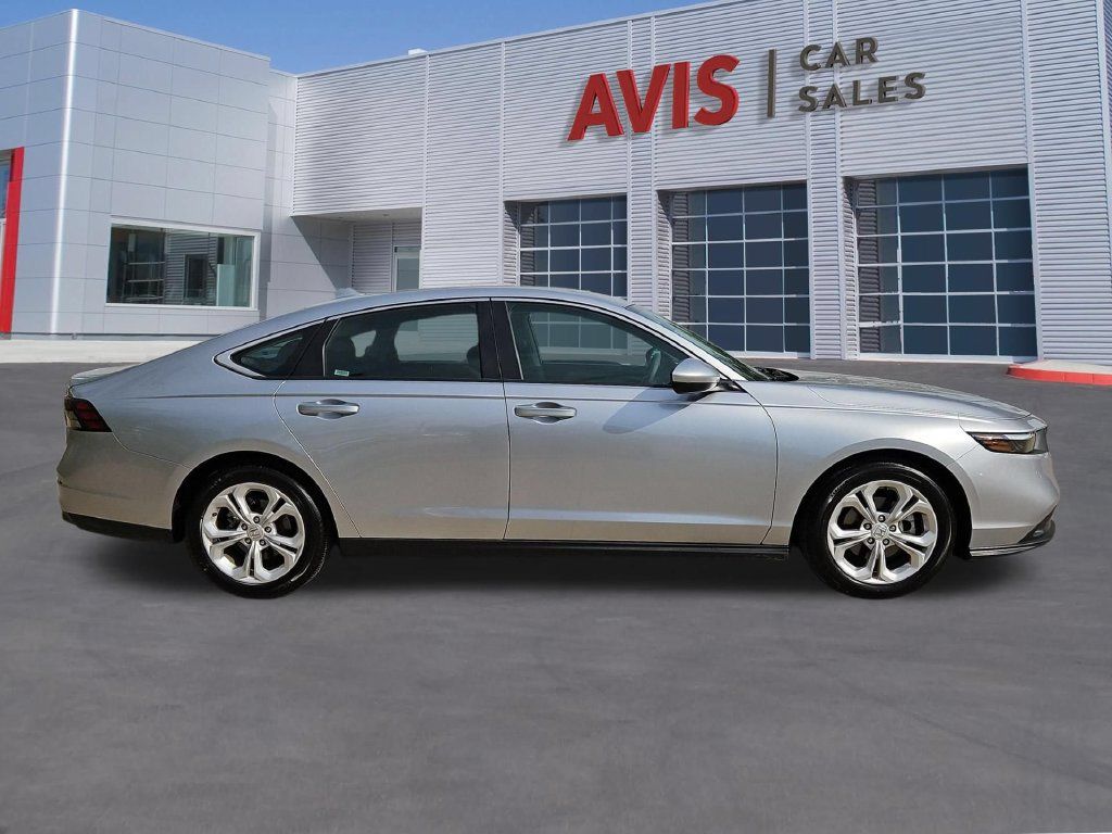 Used 2025 Honda Accord LX image 5