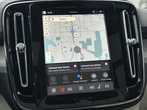 New 2026 Volvo XC40 B5 Plus w/ Protection Package Premier image 27