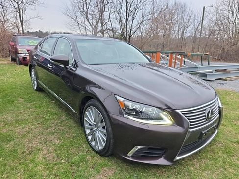 Used 2015 Lexus LS 460 L image 3