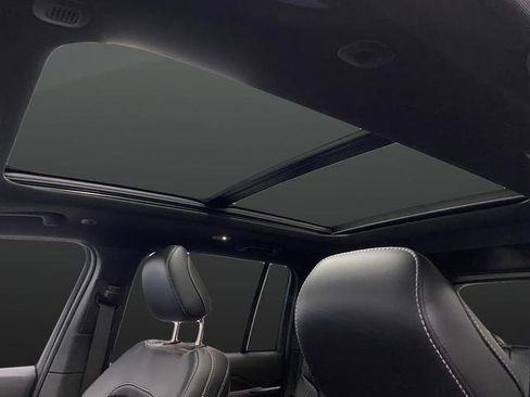 New 2026 Jeep Grand Cherokee Limited w/ Limited Altitude Package image 11