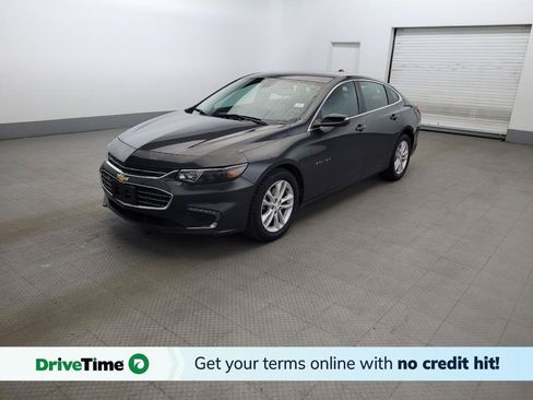 Used 2018 Chevrolet Malibu LT FWD image 1