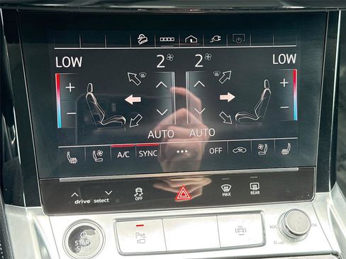 Certified 2024 Audi Q8 e-tron Premium Plus w/ Premium Plus Package AWD/4WD image 16