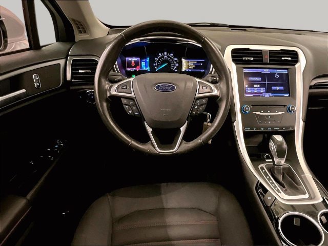 Used 2013 Ford Fusion SE FWD image 6