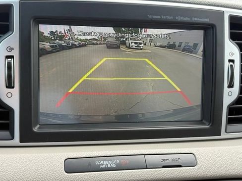 Used 2017 Kia Sportage EX w/ EX Technology Package FWD image 16