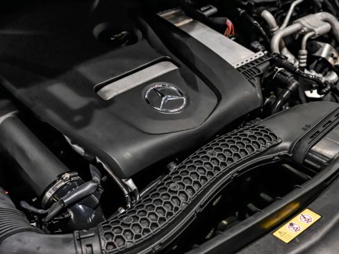 Used 2018 Mercedes-Benz E 300 image 55