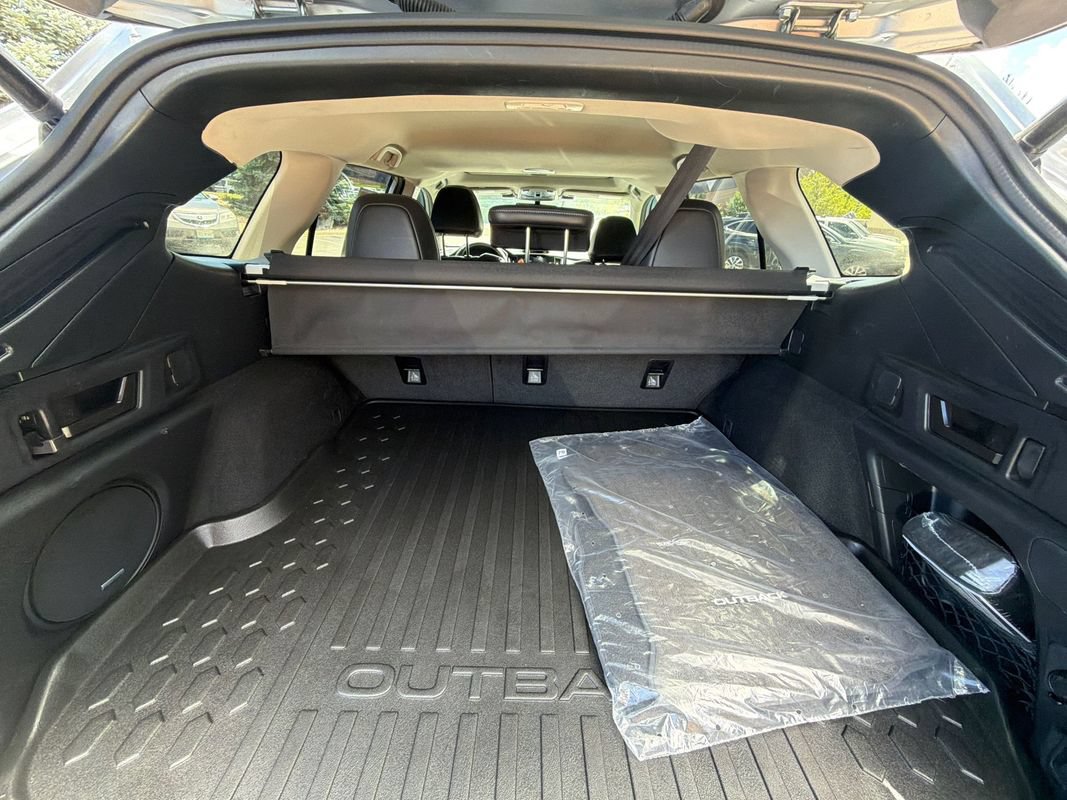Used 2024 Subaru Outback Limited XT AWD/4WD image 15