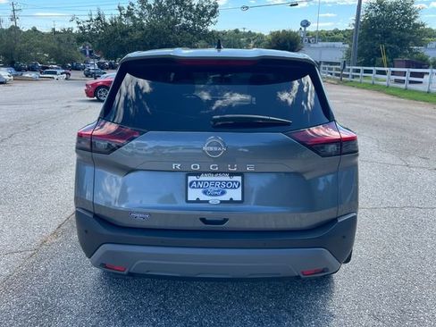 Used 2023 Nissan Rogue S FWD image 6