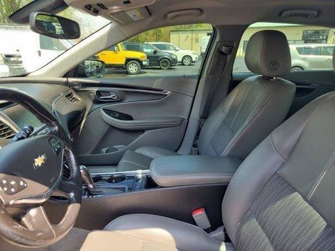 Used 2018 Chevrolet Impala LT w/ LT Convenience Package FWD image 21
