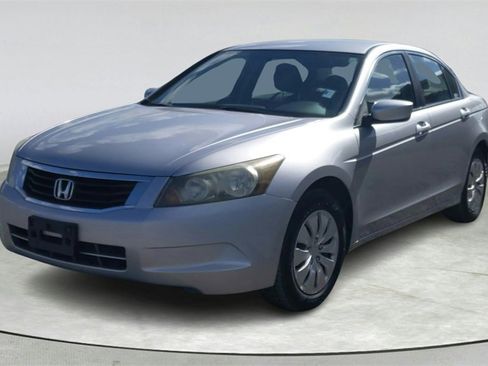 Used 2010 Honda Accord LX image 3