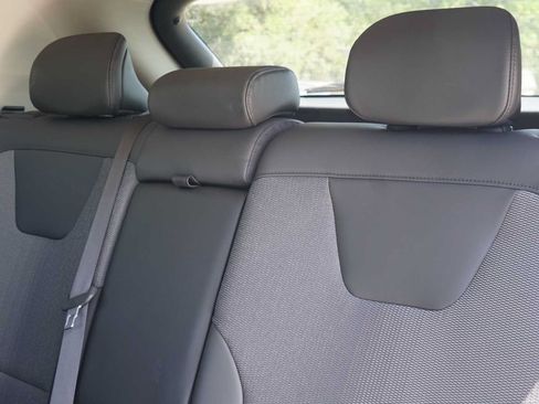 Certified 2024 Kia Niro EX Touring FWD image 22