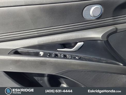 Used 2024 Hyundai Elantra Limited FWD image 24