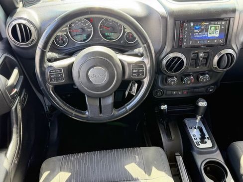 Used 2012 Jeep Wrangler Unlimited Sport AWD/4WD image 12