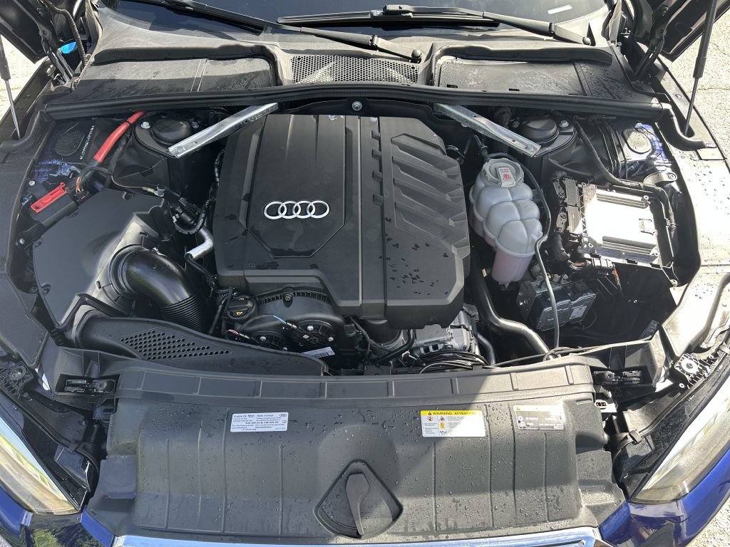 Used 2022 Audi A5 2.0T Premium Plus w/ Premium Plus AWD/4WD image 4