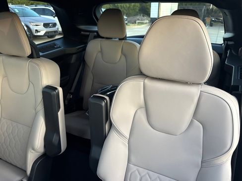 New 2026 Volvo XC90 T8 Plus image 24