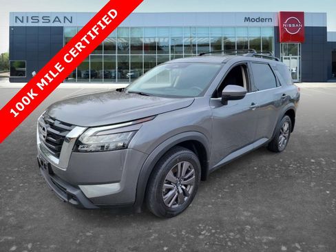 Certified 2024 Nissan Pathfinder SV image 1