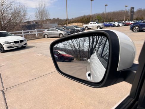 Used 2022 Ford Escape SEL w/ Technology Package image 31