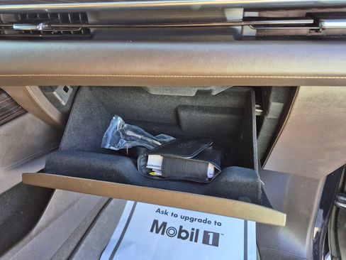 Used 2021 Cadillac Escalade ESV Premium Luxury w/ Driver Assist Tech Package image 32