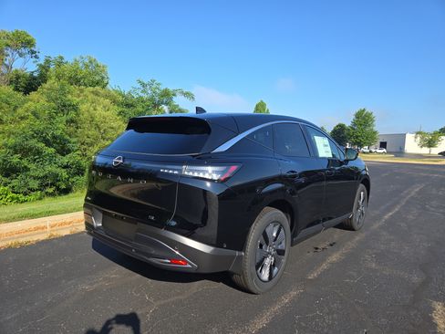 New 2025 Nissan Murano SL image 3