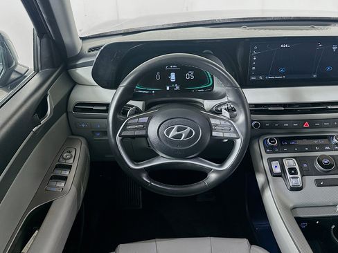 Used 2025 Hyundai Palisade SEL FWD image 18