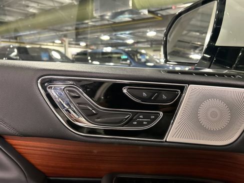 Used 2023 Lincoln Navigator L Reserve AWD/4WD image 21