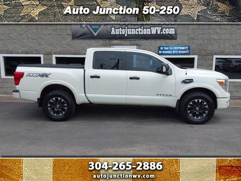 Used 2017 Nissan Titan PRO-4X w/ Pro-4x Convenience Package AWD/4WD image 1