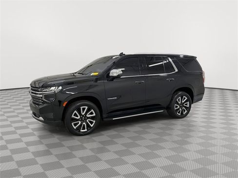 Used 2021 Chevrolet Tahoe Premier w/ Premium Package image 5