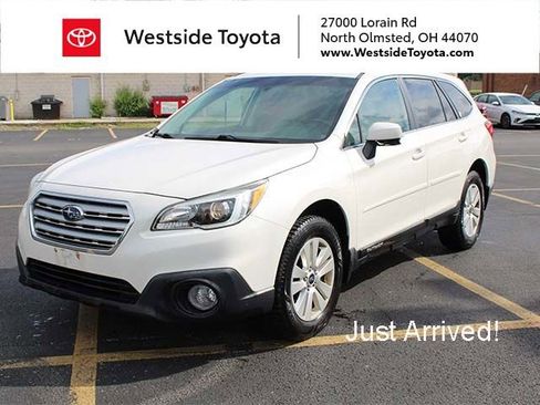 Used 2016 Subaru Outback 2.5i Premium AWD/4WD image 1