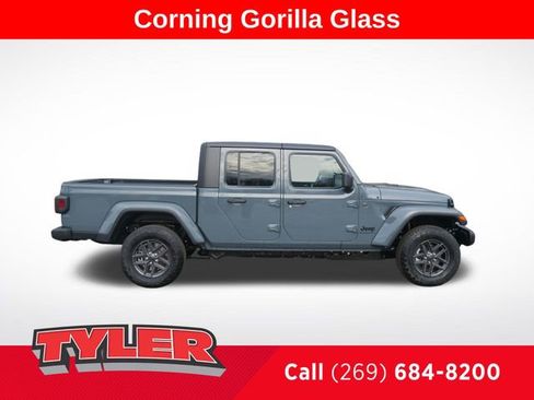 New 2026 Jeep Gladiator Sport image 9