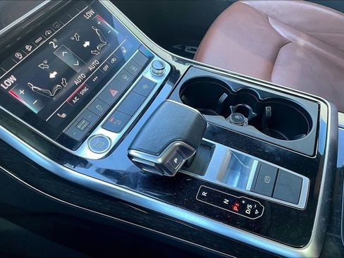 Used 2021 Audi Q7 2.0T Premium w/ Convenience Package image 17