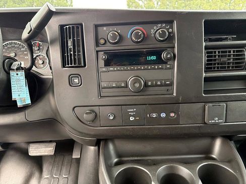 Used 2024 GMC Savana 2500 w/ Driver Convenience Package image 20