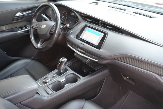 Used 2019 Cadillac XT4 Sport w/ Cold Weather Package FWD image 16