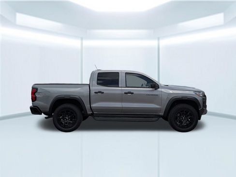Used 2026 Chevrolet Colorado Trail Boss AWD/4WD image 7