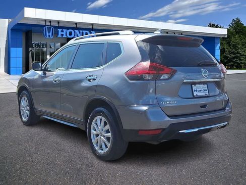 Used 2020 Nissan Rogue SV image 22
