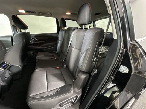 Used 2023 Subaru Ascent Premium AWD/4WD image 22