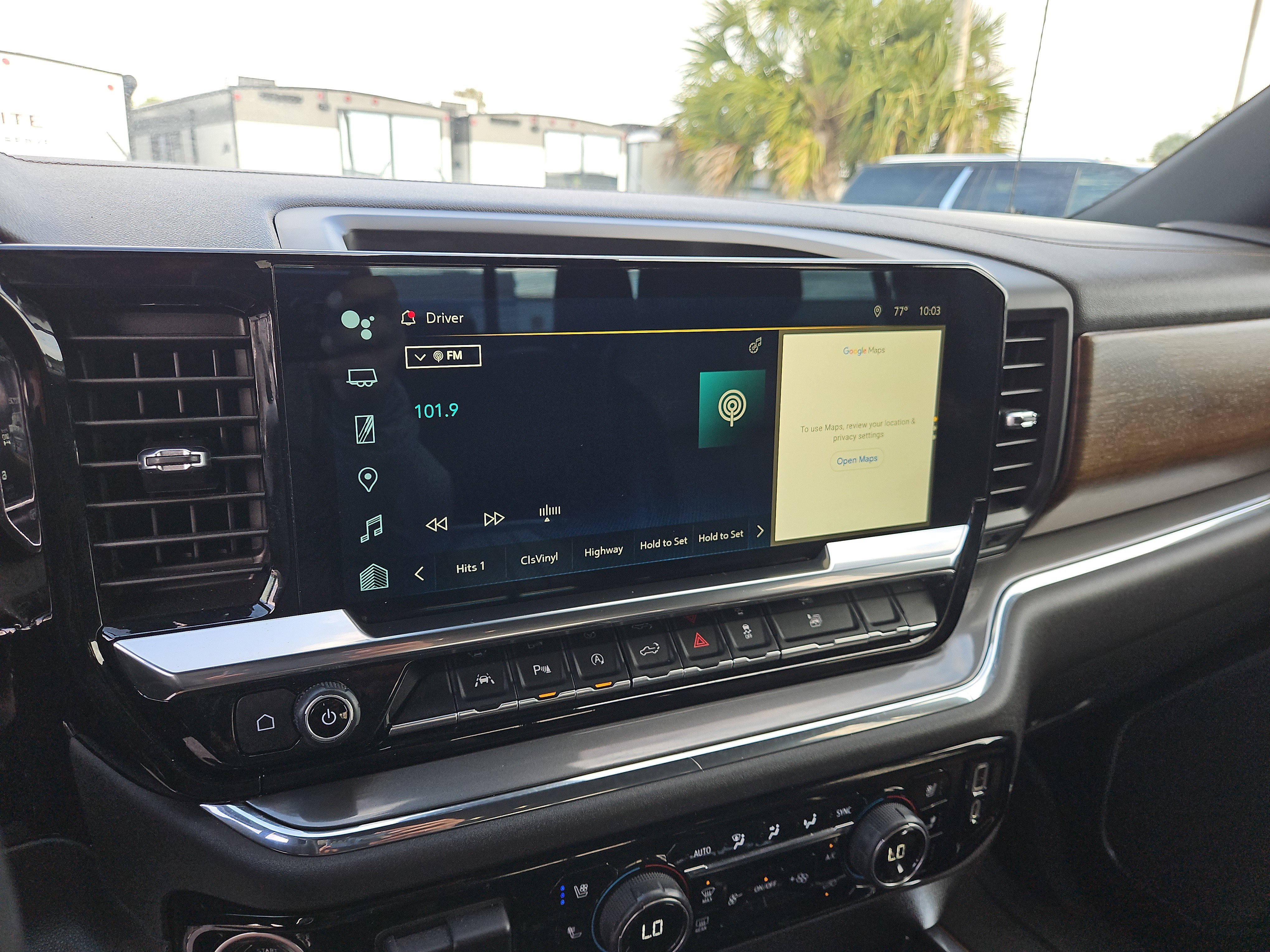 Certified 2023 Chevrolet Silverado 1500 High Country w/ High Country Premium Package AWD/4WD image 24