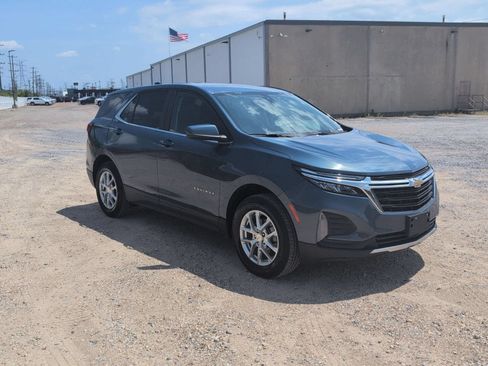 Used 2024 Chevrolet Equinox LT AWD/4WD image 8