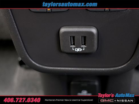 Used 2024 GMC Terrain Denali w/ Denali Premium Package image 43