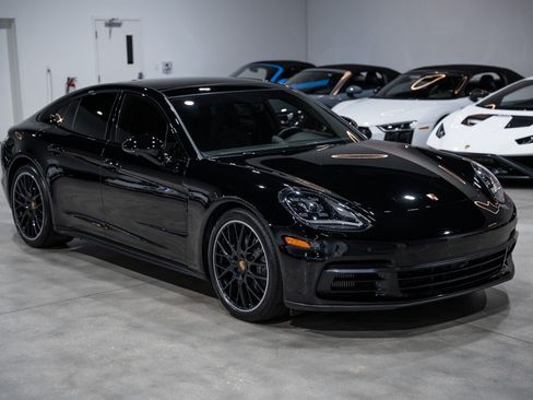 Used 2020 Porsche Panamera 4S AWD/4WD image 8