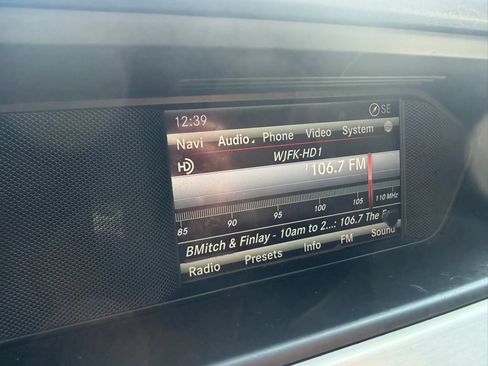 Used 2013 Mercedes-Benz C 250 C 250 Luxury Sedan 4D image 25