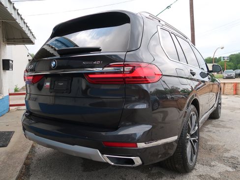 Used 2020 BMW X7 xDrive40i w/ Premium Package AWD/4WD image 8