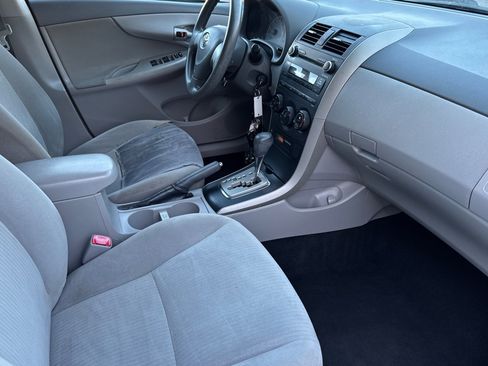 Used 2010 Toyota Corolla image 15