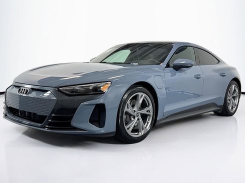 Used 2023 Audi e-tron GT Premium Plus image 1