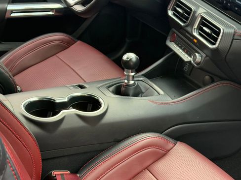 Used 2025 Ford Mustang GT Premium RWD image 13