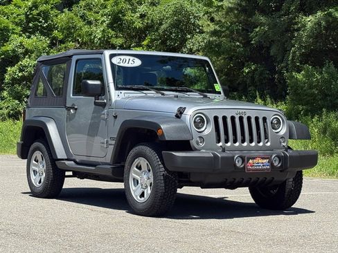 Used 2015 Jeep Wrangler Sport AWD/4WD image 5