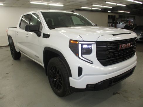 New 2026 GMC Sierra 1500 Elevation AWD/4WD image 3